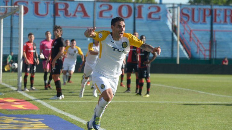 El gol del neuquino  no impidió que la fiesta sea canalla