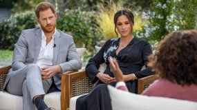 Escándalo en el Reino Unido: Meghan Markle reveló una trama de racismo