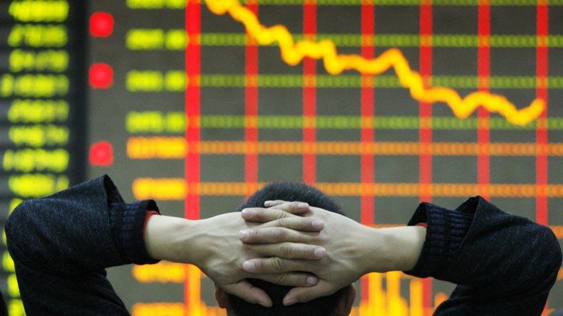 Por las medidas de Trump, cayeron las bolsas de China