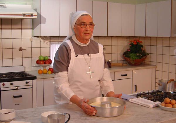 Falleció la Hermana Bernarda, carismática cocinera de la TV