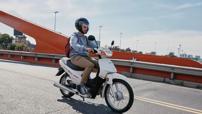 La Motomel Blitz 110 está pensada para un uso urbano. La Motomel Blitz 110 está pensada para un uso urbano.