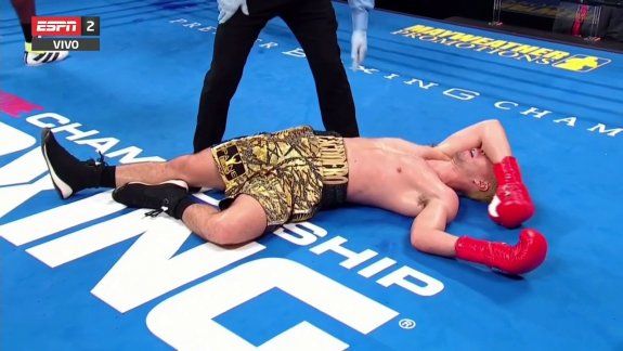 El brutal nocaut de George al boxeador argentino Escudero