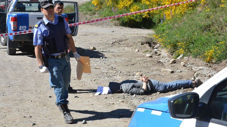 Policías simulan ser compradores y atrapan a ladrón que vendía lo robado por Facebook