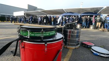 Este jueves se cumplió el segundo día de protestas en el Chango Más de Neuquén Este jueves se cumplió el segundo día de protestas en el Chango Más de Neuquén