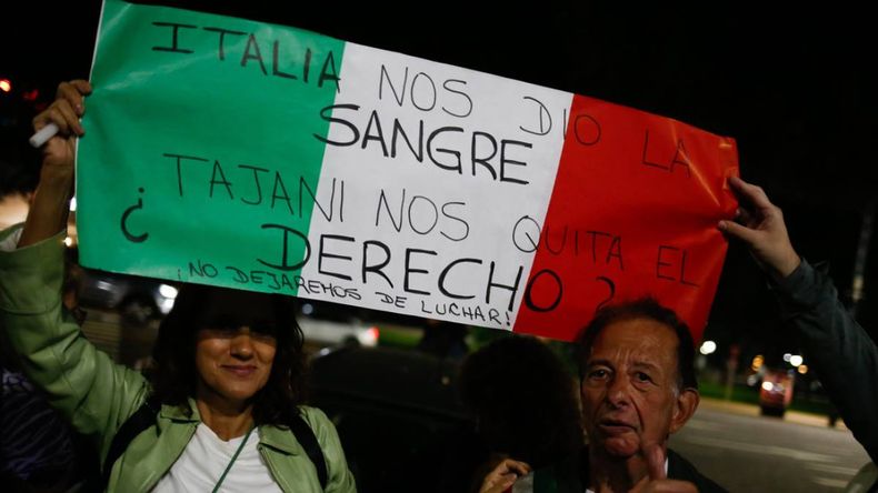Italia pone fin a la ciudadanía automática para bisnietos y tataranietos argentinos