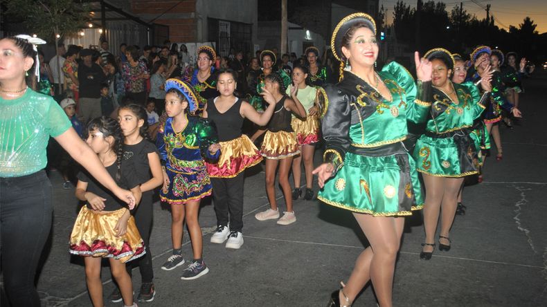 Participarán más de 40 corsos. | LM Neuquen Participarán más de 40 corsos.