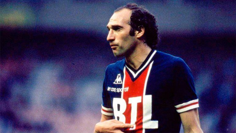 Carlos Bianchi con los colores del PSG a fines de la década del 70.