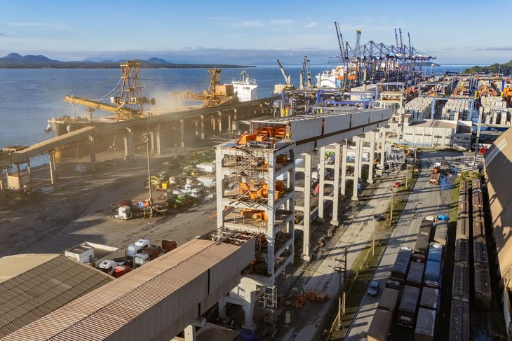 En total, se construirán 1,7 kilómetros de galerías, lo que representa un hito en la logística portuaria del país. En total, se construirán 1,7 kilómetros de galerías, lo que representa un hito en la logística portuaria del país.