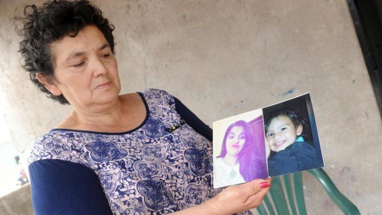 La joven de 17 años salió a comprar con un vecino y nunca volvió.