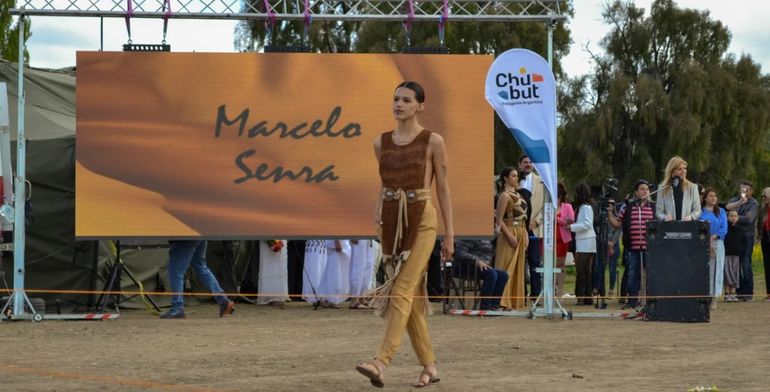 Chubut: Teté Coustarot condujo la Trevelin Fashion Week. Chubut: Teté Coustarot condujo la Trevelin Fashion Week.