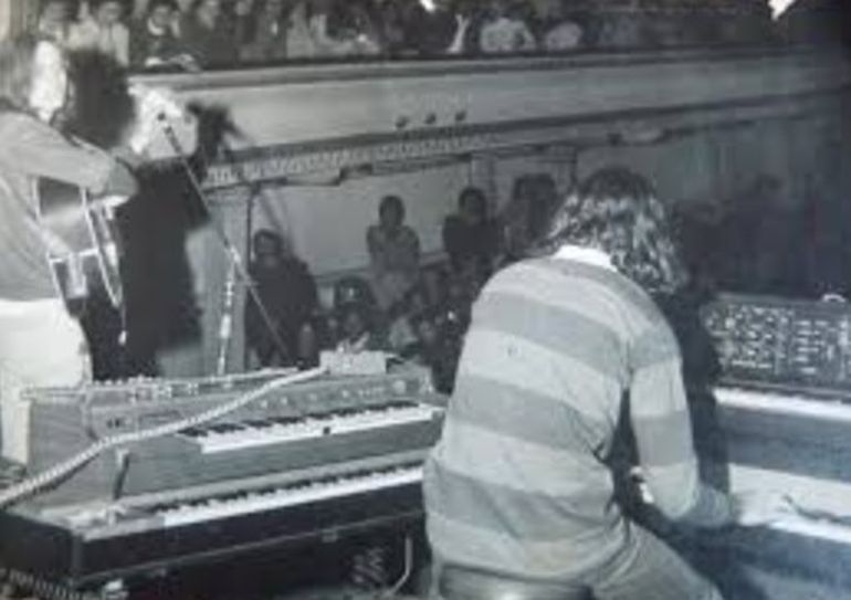 Charly García y Nito Mestre tocaron en Rosario antes de emprender viaje hacia la Patagonia. Charly García y Nito Mestre tocaron en Rosario antes de emprender viaje hacia la Patagonia.