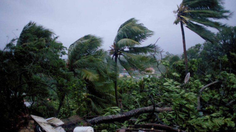 Temen que el huracán María sea más devastador que Irma