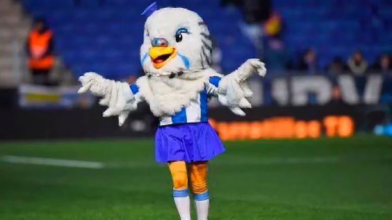 Un futbolista español irá a juicio por presunto abuso sexual a la mujer que hacía de mascota del equipo