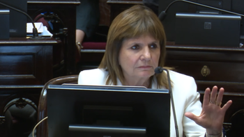 Patricia Bullrich tomó una decisión que podría agitar la interna libertaria. Patricia Bullrich tomó una decisión que podría agitar la interna libertaria.