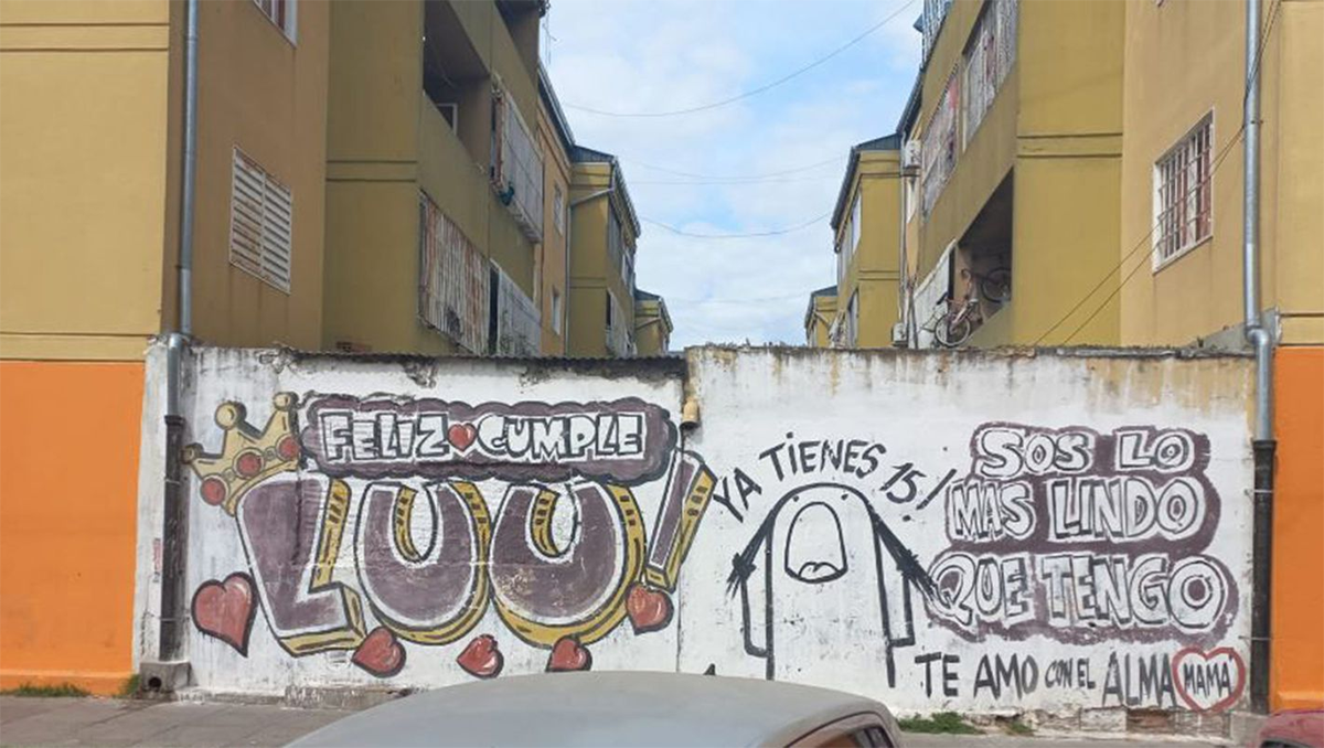 La secuestraron y un graffiti que veía desde la ventana la ayudó a escapar
