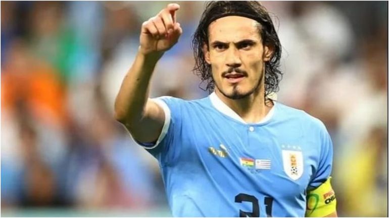 Cavani está cerca de irse del Valencia. Cavani está cerca de irse del Valencia.