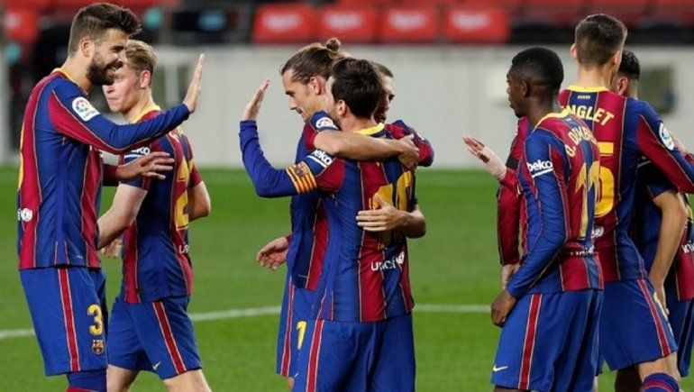 Barcelona le gana al Betis y se aleja de la zona de descenso