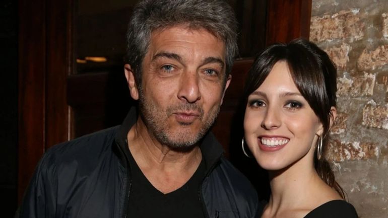 Qué es de la vida de Clara, la hija poco conocida de Ricardo Darín y Florencia Bas Qué es de la vida de Clara, la hija poco conocida de Ricardo Darín y Florencia Bas