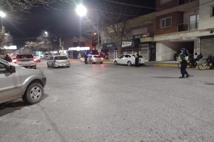 Se juntó a mirar el partido de Argentina con amigos y terminó detenido