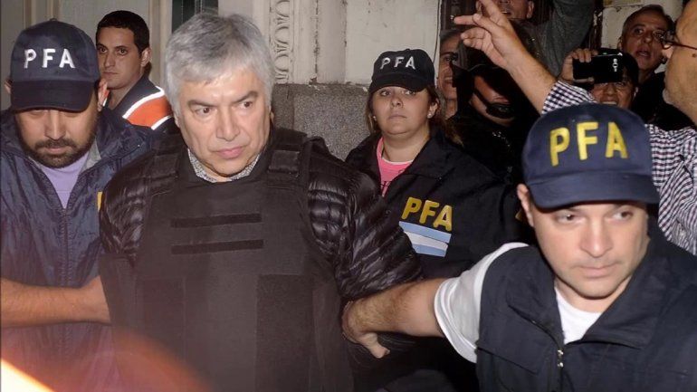 Procesaron a Lázaro Báez por integrar una banda de lavado de dinero