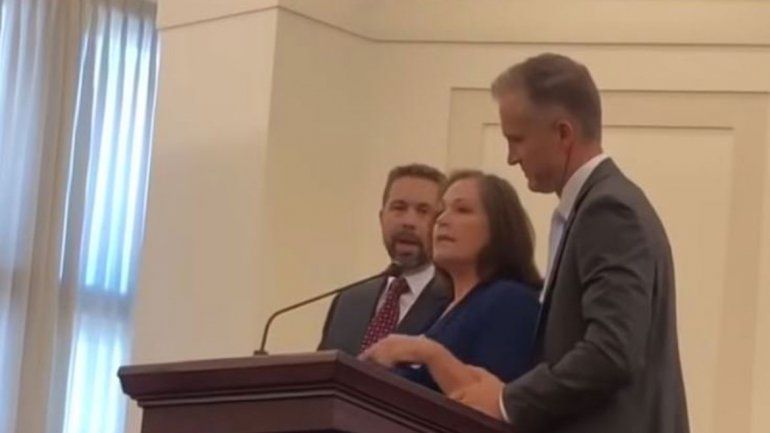 Lo acusó frente a sus fieles