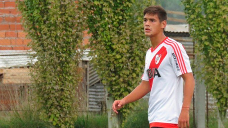 El juvenil Martínez Quarta puede debutar el sábado.