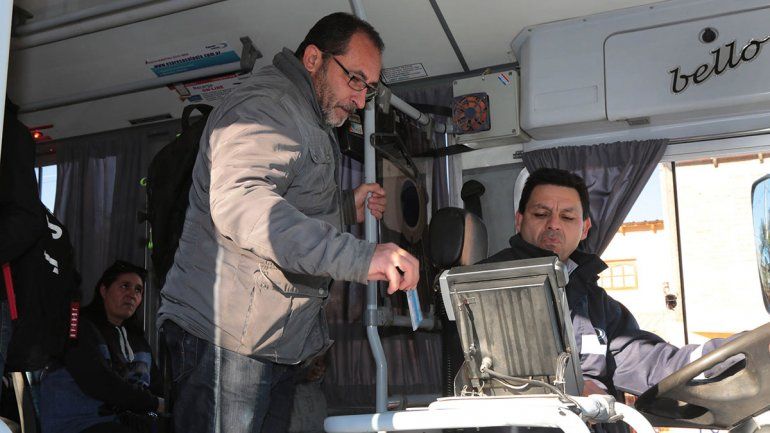 El colectivo hasta Centenario se fue a más de 44 pesos