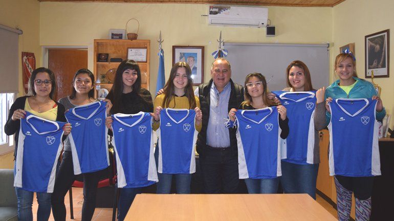 Un equipo de hockey representará a Neuquén en un torneo en Brasil