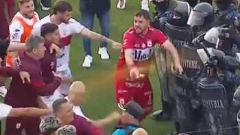 fuerte denuncia de un dirigente de moron en puerto madryn fuerte denuncia de un dirigente de moron en puerto madryn