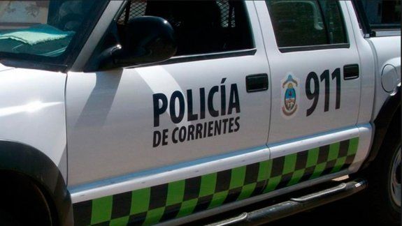 La Policía cayó en plena madrugada en una fiesta clandestina. Hay tres imputados.