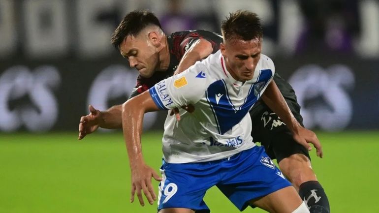 Vélez perdió 2 a 0 con Huracán Vélez perdió 2 a 0 con Huracán
