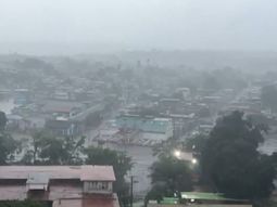 El huracán Melissa tocó tierra en Cuba después de su devastador paso por Jamaica El huracán Melissa tocó tierra en Cuba después de su devastador paso por Jamaica