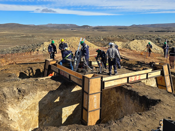 Comenzaron la instalación de las fundaciones premoldeadas que servirán como base para las torres de alta tensión de la obra de interconexión eléctrica ALIPIBA 2.