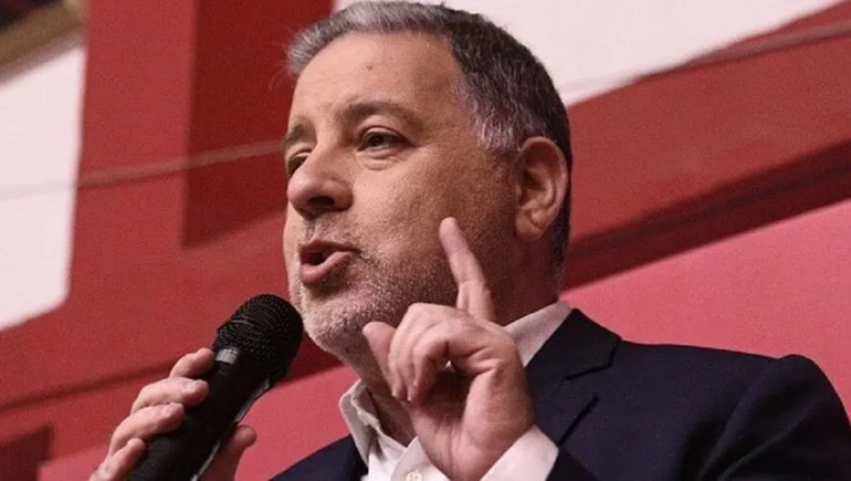 El ganador de las elecciones hace seis meses dejó su cargo en la tarde del martes 11 de abril. Fabián Doman regresa a El Trece y con mucha polémica dijo Angel de Brito.