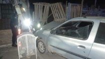 El damnificado solo quiere recuperar el auto y ver si lo puede arreglar o ya lo da por perdido. Quedó secuestrado por la Policía, tras el choque.