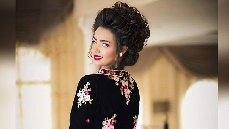 Prueba de virginidad para una joven modelo detenida