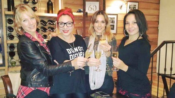 En febrero de 2016 las integrantes se juntaron para planear su vuelta a los escenarios del teatro Lola Membrives.