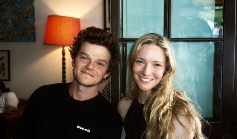 El parecido de la actriz sueca con Luisana es notable.