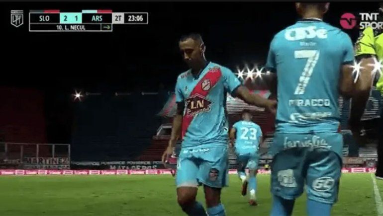 Arsenal hizo un cambio y el dato del periodista se hizo viral