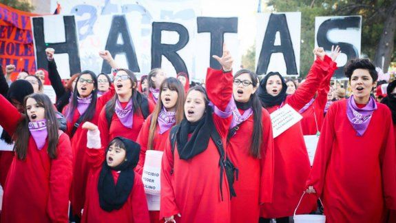 Proponen hasta elaborar gas pimienta contra el machismo