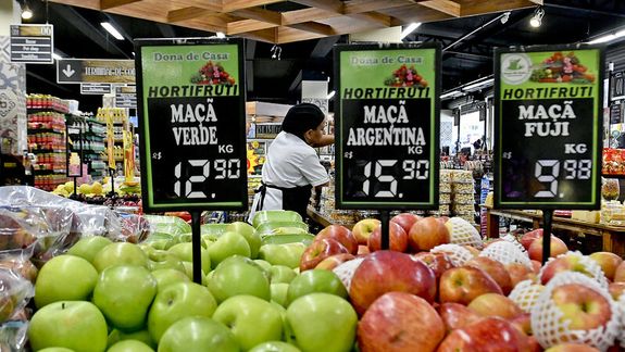 Crecen las importaciones de manzanas de Brasil