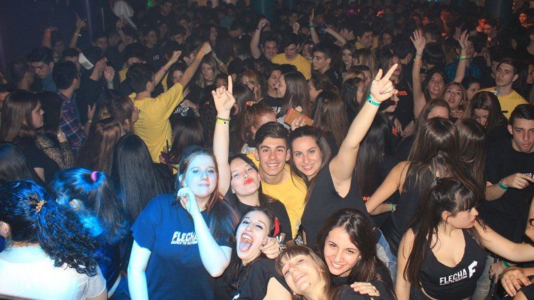 Los viajes de egresados este año quedaron suspendidos. Muchos ya estaban pagos y deberán reprogramarse.