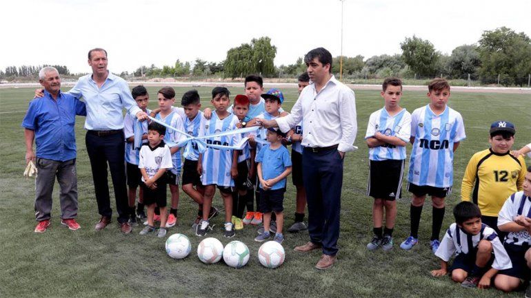 Con importantes anuncios, Picún Leufú celebró su 47º aniversario