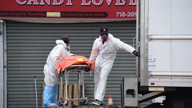 Horror: hallaron en un camión cuerpos descompuestos de víctimas de Covid-19