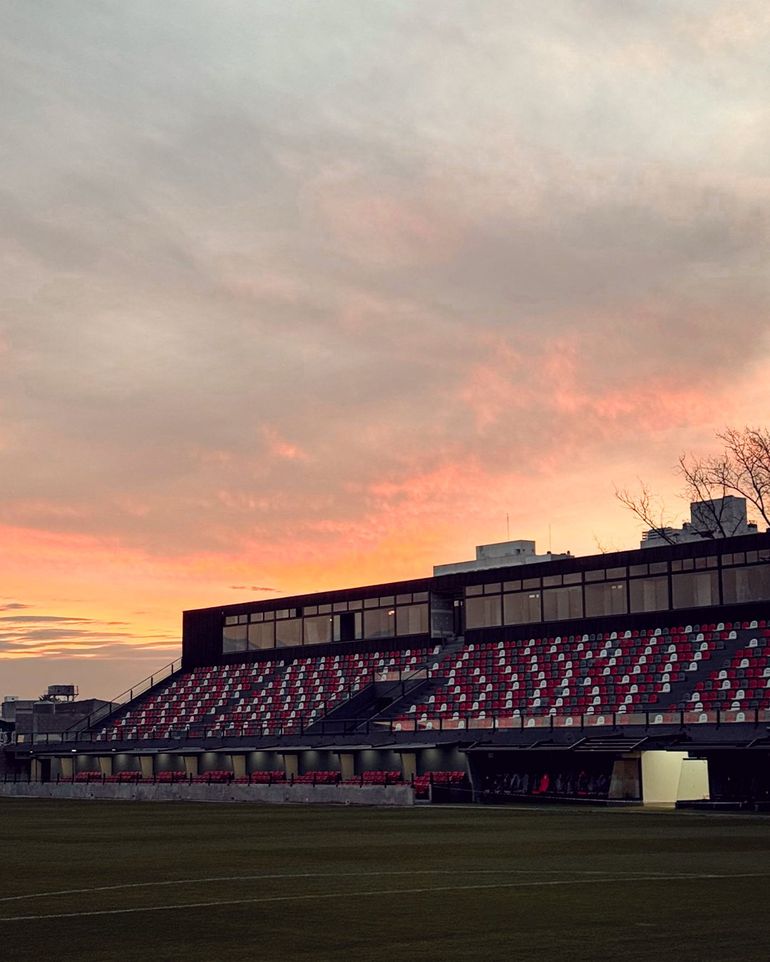 El estadio Claudio Chiqui Tapia cuenta con una platea remodelada