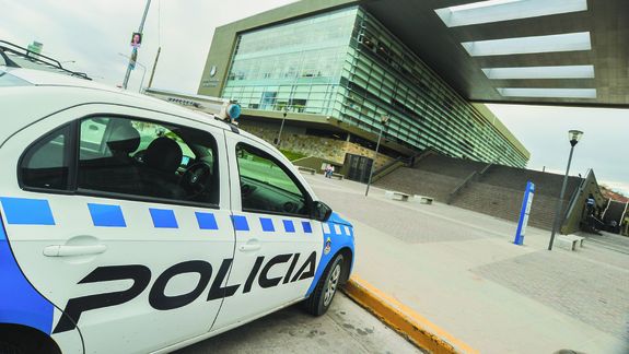 Quince allanamientos a la banda de Los Primos