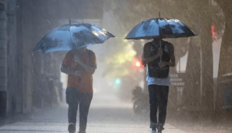 Se esperan fenómenos meteorológicos con “capacidad de daño y riesgo de interrupción momentánea de actividades cotidianas“. Se esperan fenómenos meteorológicos con “capacidad de daño y riesgo de interrupción momentánea de actividades cotidianas“.