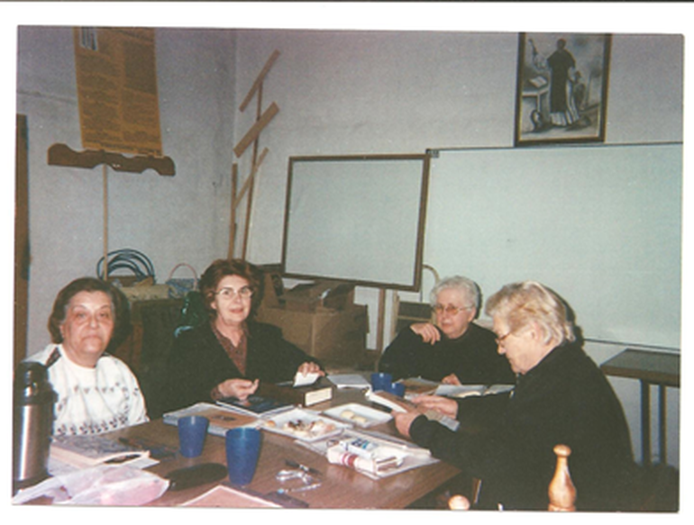 Nina y compañeras. Nina y compañeras.