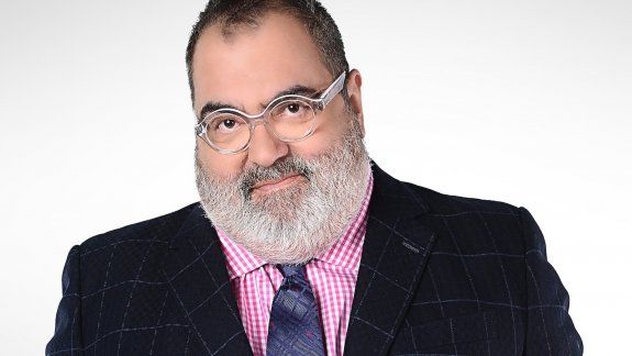 Fortalecido por la política: Lanata se acerca a Bake Off