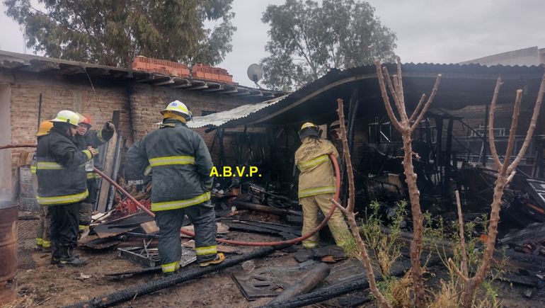 Se le incendió el taller y pide ayuda para reconstruirlo